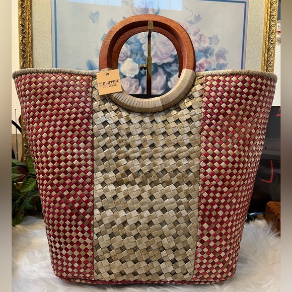 Handmade Native Rattan Zippered Tote - Picture 2 of 8